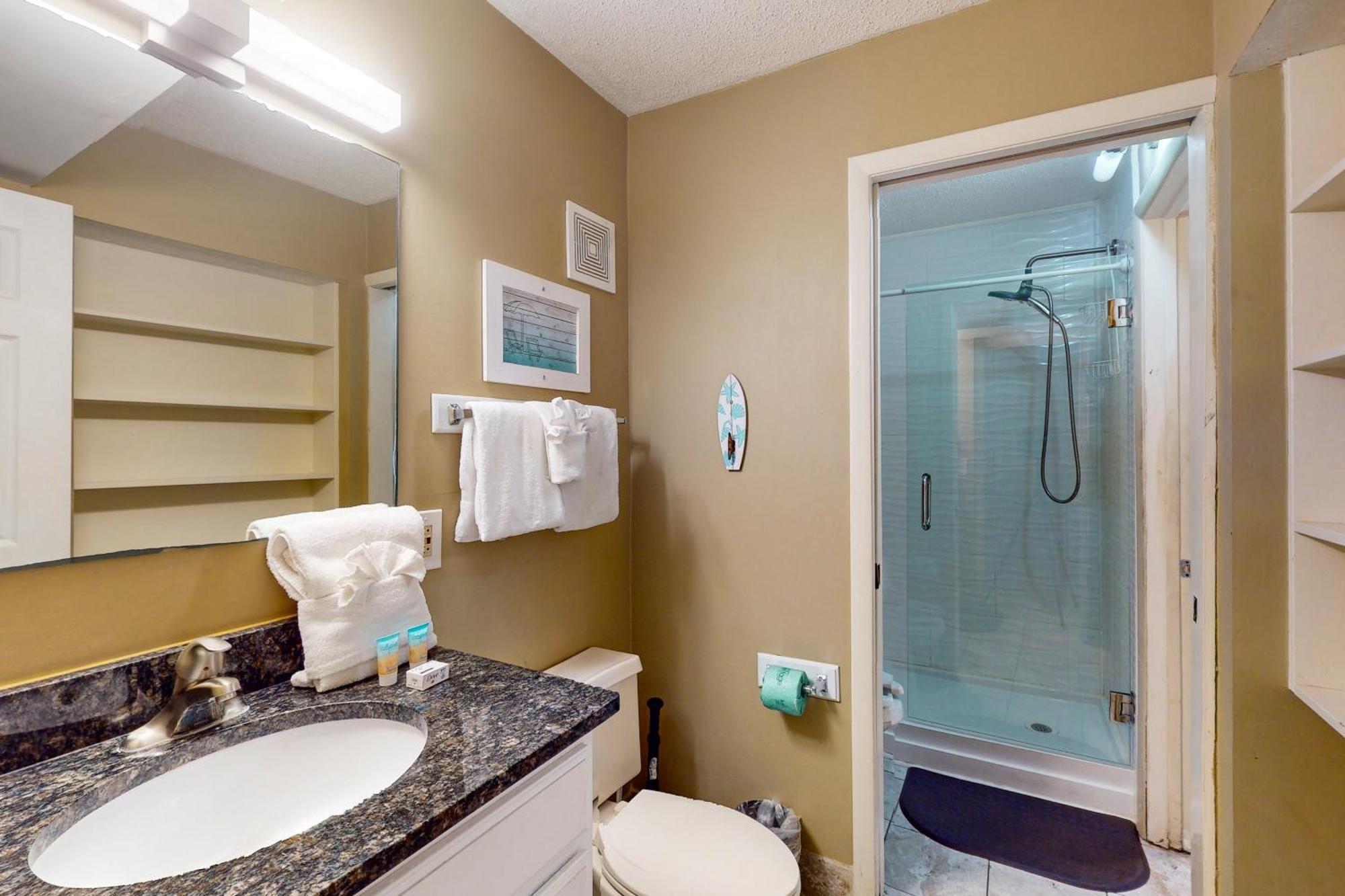 Apartment Summit 824